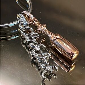 NWOT WHBM Wine  Mixed Metal Necklace